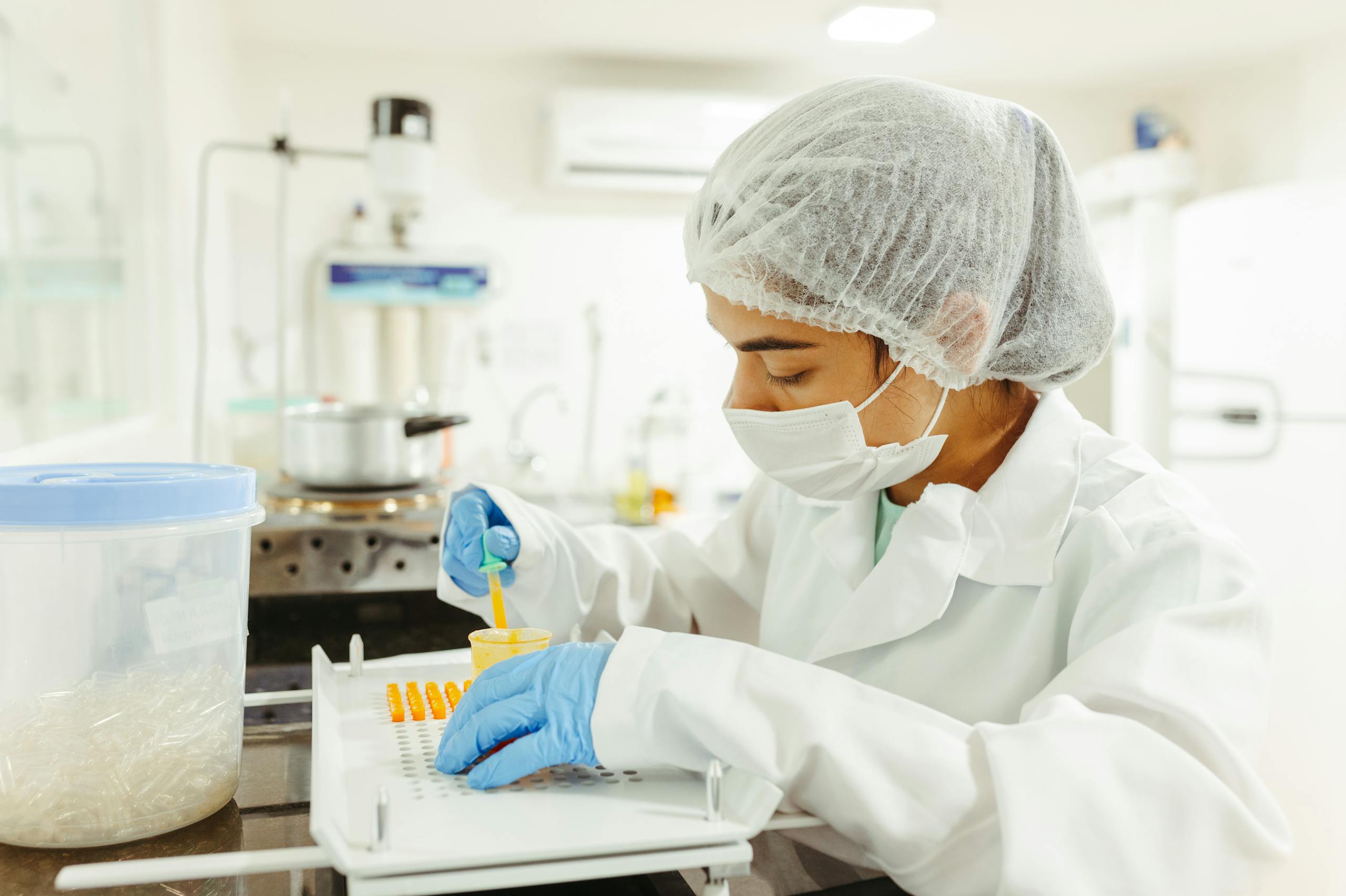 As professional lash technicians, a deep understanding of the chemical composition of products is paramount for delivering safe, effective, and long-lasting treatments.