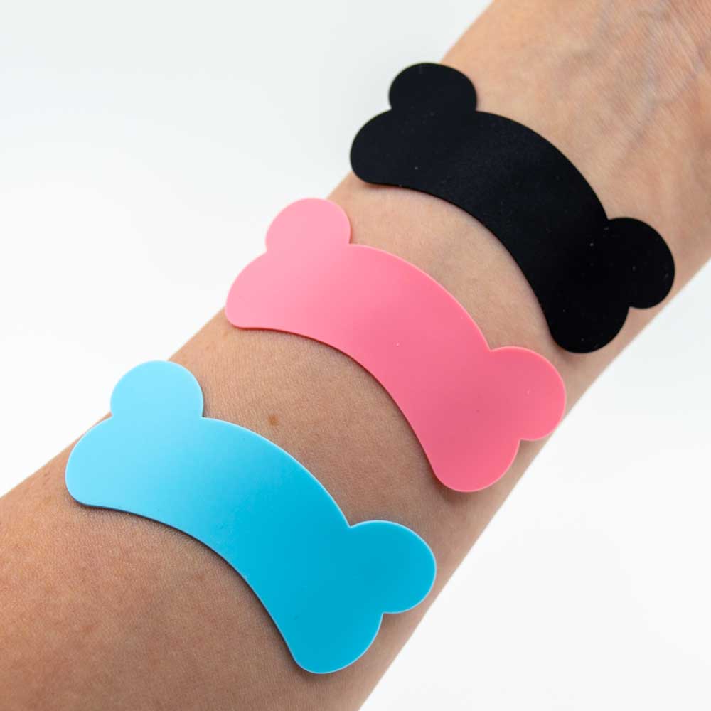 Reusable teddy bear ear silicone Under-eye patches for lash lifts. Self-adhering, easy to clean, and available in blue, black, and pink. One pair per pack.